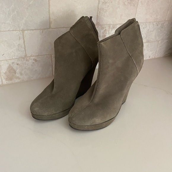 Minelli Boots - Picture 2 of 3